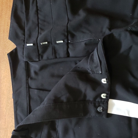 SOLD - Picture 3 of 11